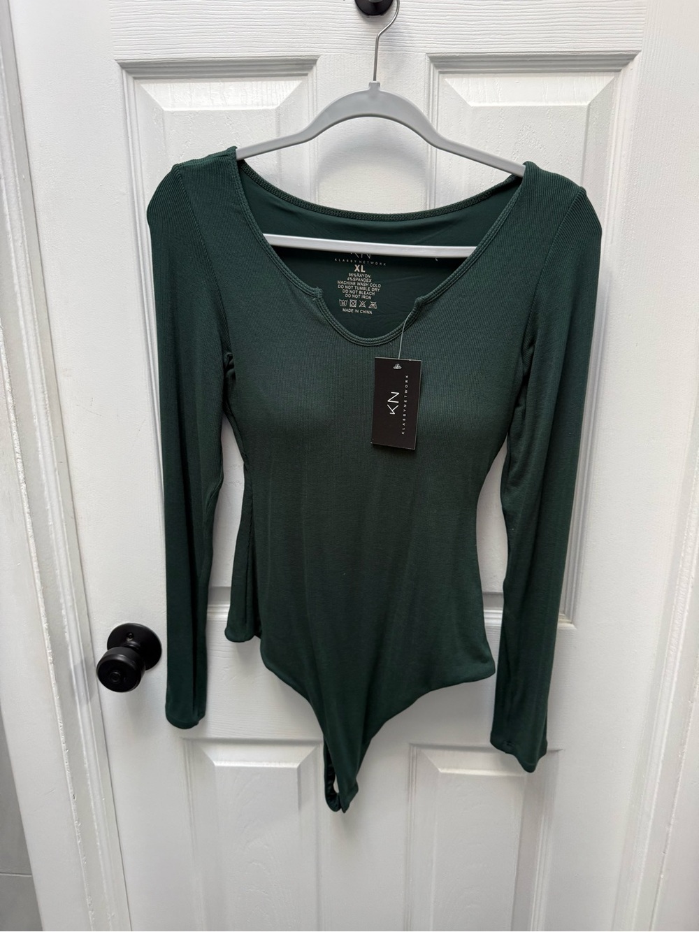KLASSY NETWORK Long Sleeve Bodysuit in Green Size XL NWT